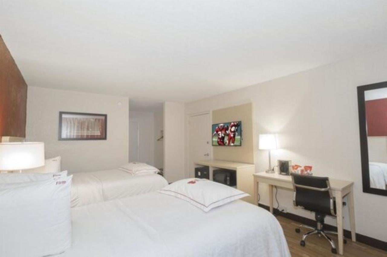 Days Inn By Wyndham Neptune Beach Jacksonville Beach Bagian luar foto