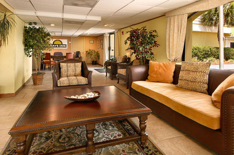 Days Inn By Wyndham Neptune Beach Jacksonville Beach Bagian luar foto