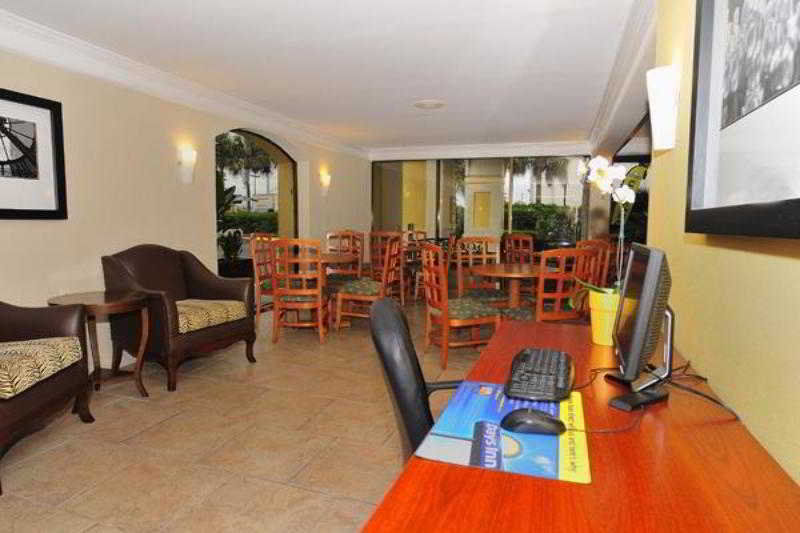 Days Inn By Wyndham Neptune Beach Jacksonville Beach Bagian luar foto